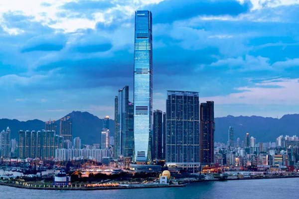 香港十大高楼排行榜，第一名高484米